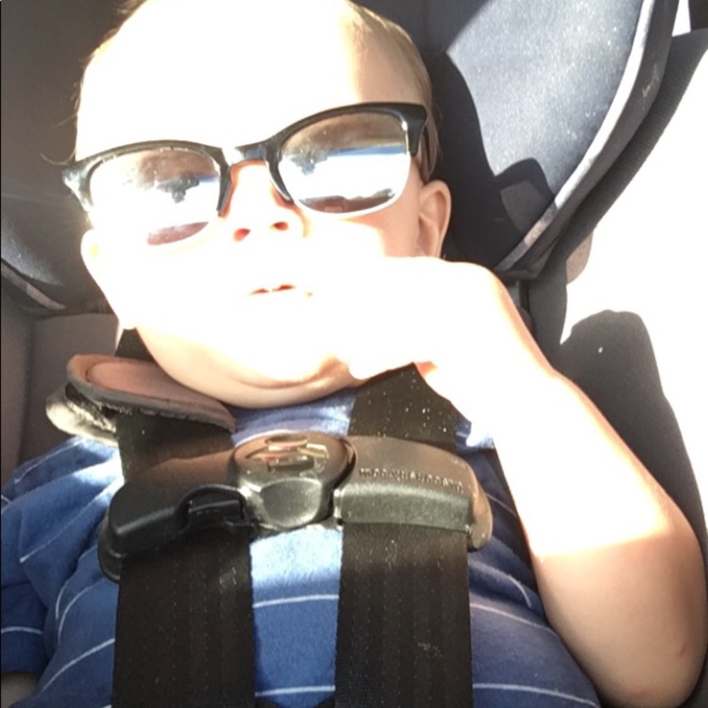 Meet your Posher, Caitlin